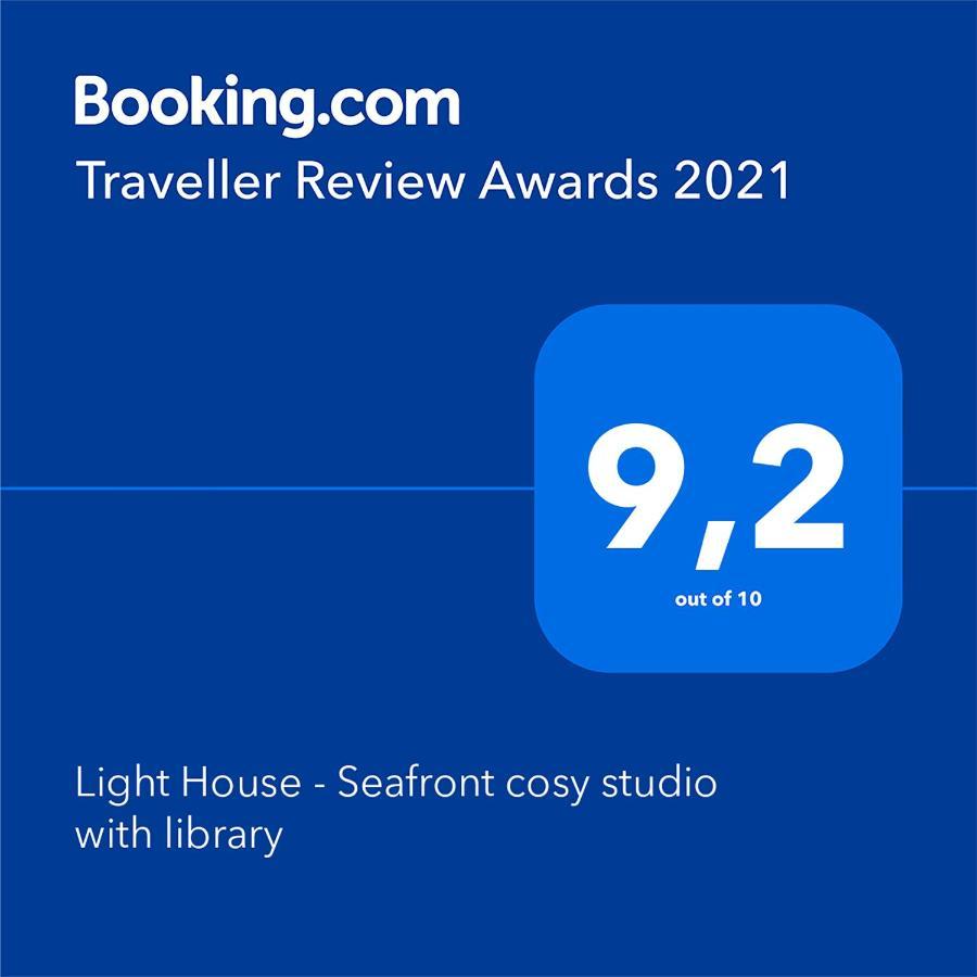 Light House - Seafront Cosy Studio With Library Paphos Eksteriør bilde